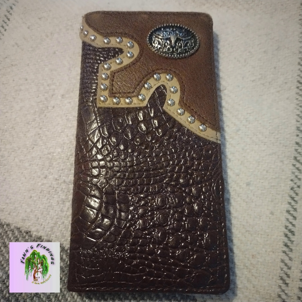 Western Wallet w/ Checkbook Cover